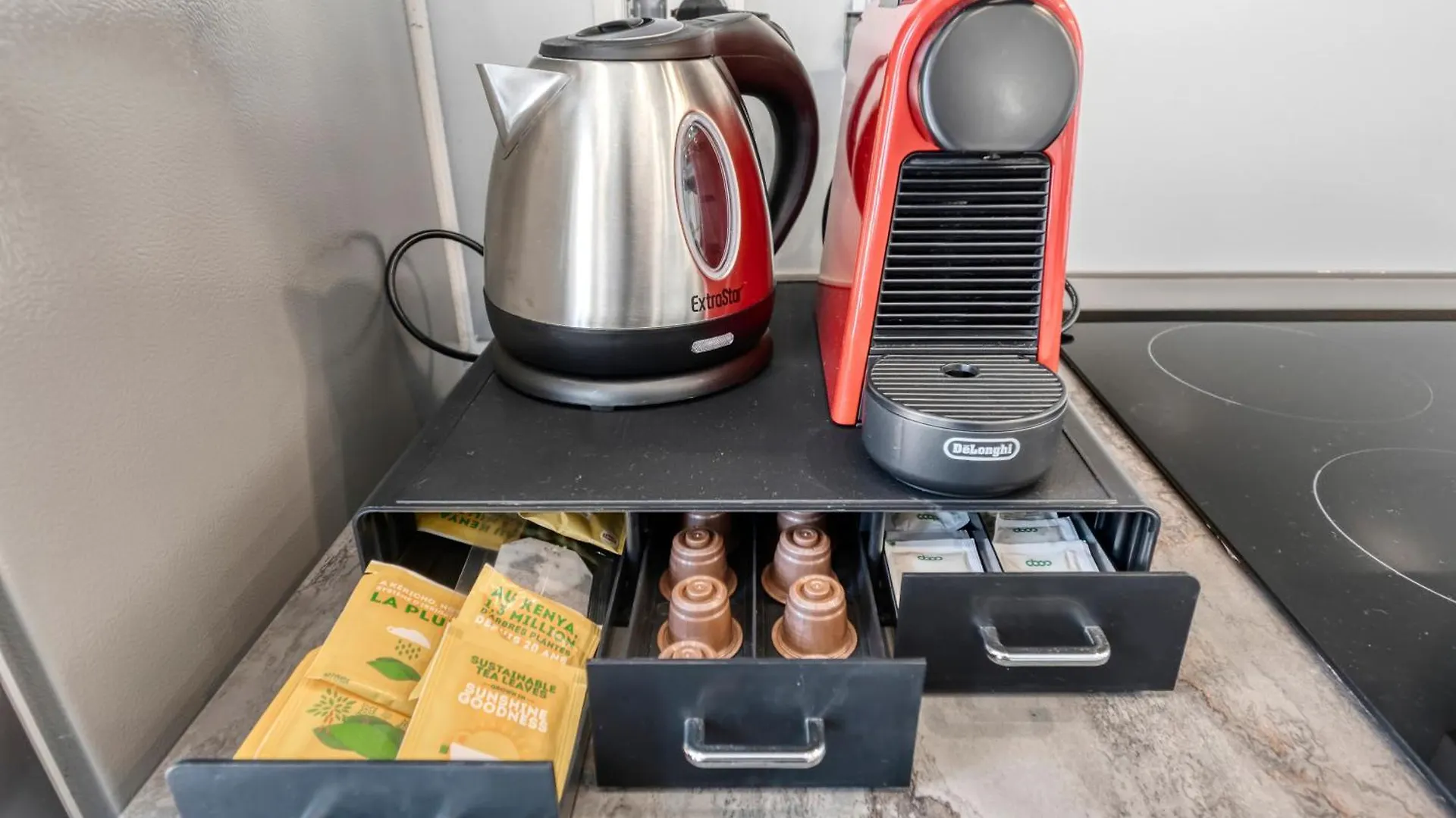 Front Station Apartment - Stazione Centrale Di Bologna Italy