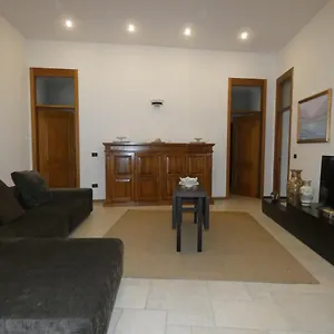  Appartamento Sotto La Porta Italia