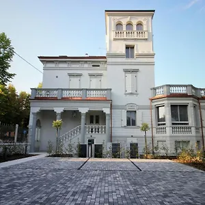 Apartamento Benatti, Carpi