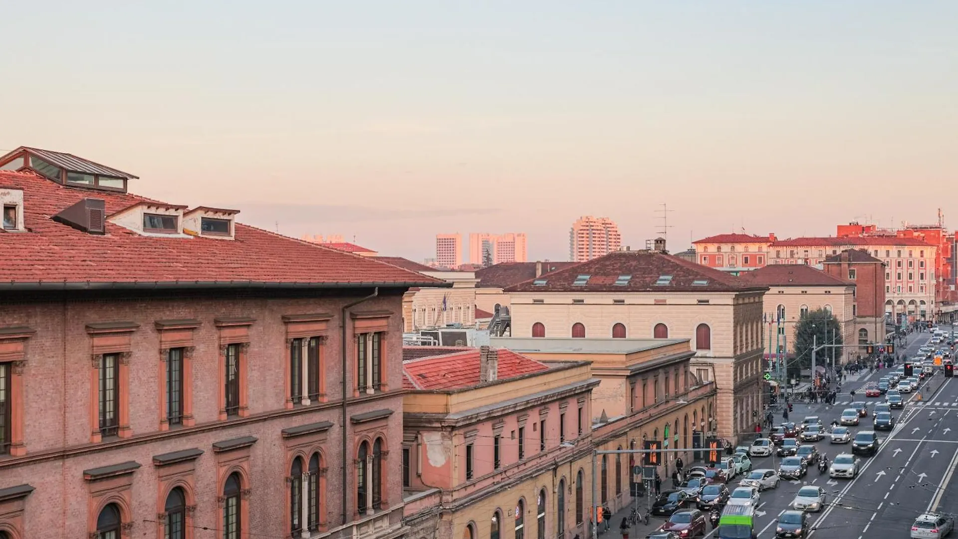 Front Station Apartment - Stazione Centrale Di Bologna