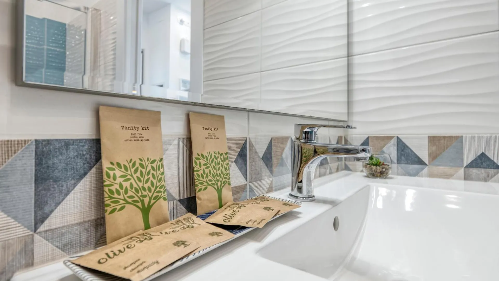 Front Station Apartment - Stazione Centrale Di Bologna