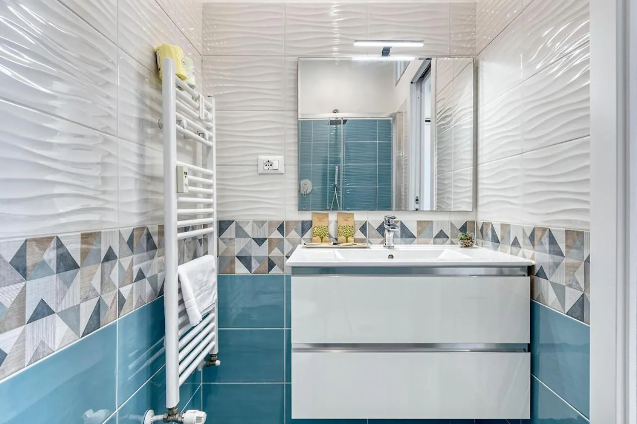 Front Station Apartment - Stazione Centrale Di Bolonia