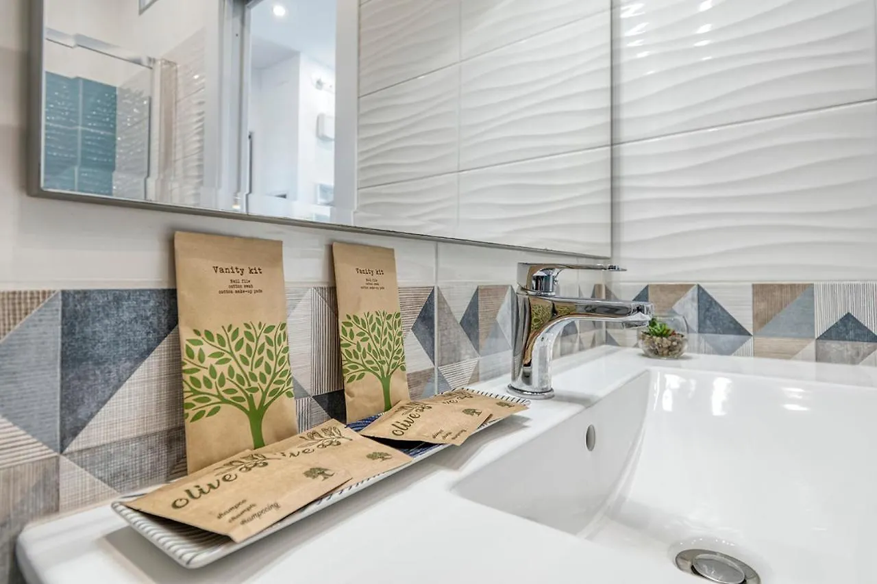 Front Station Apartment - Stazione Centrale Di Bolonia