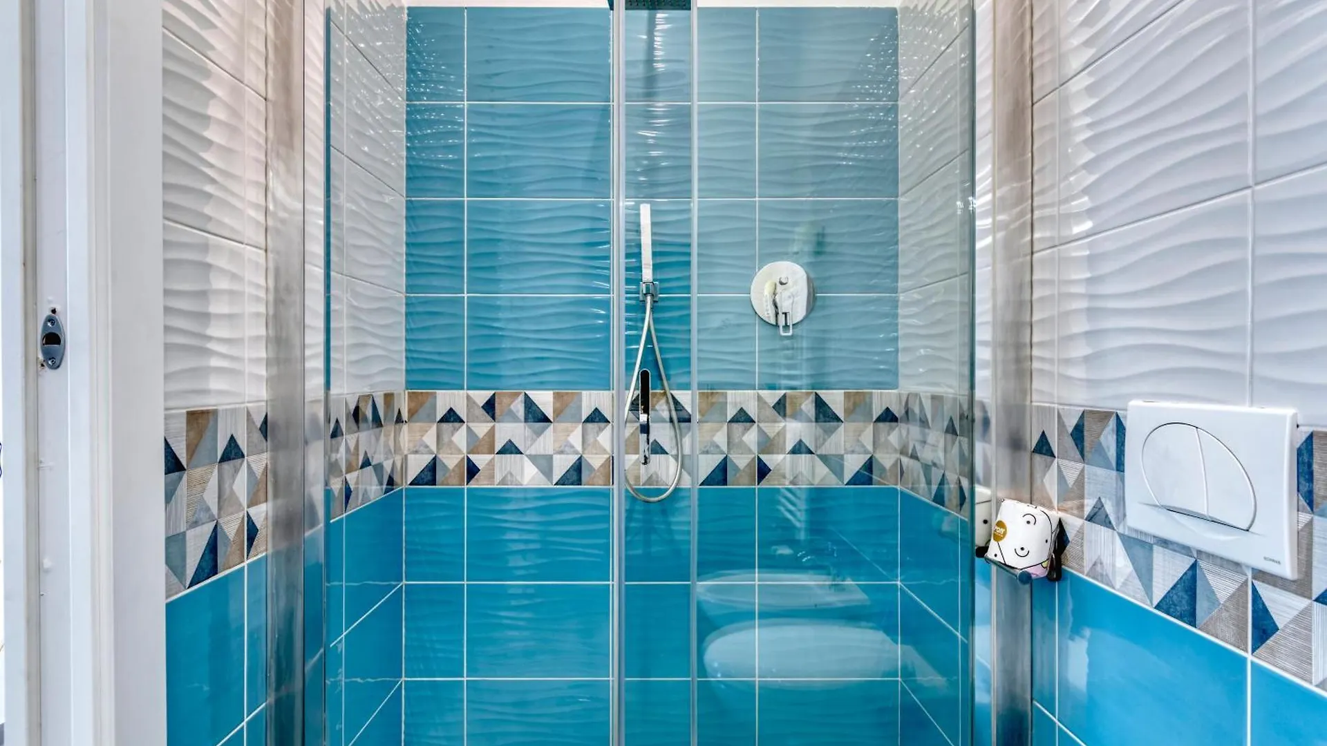Front Station Apartment - Stazione Centrale Di Bolonia 0*,
